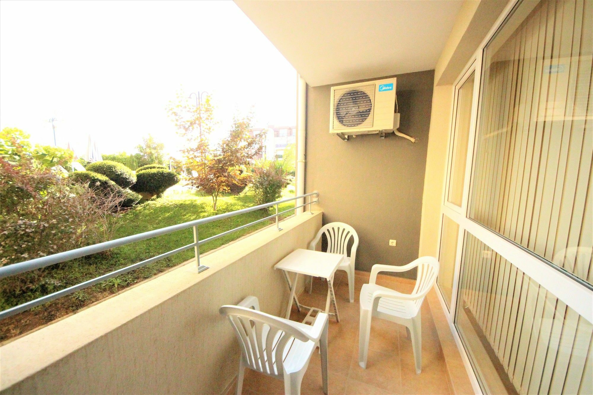 Menada Butterfly Apartment Sveti Vlas Esterno foto