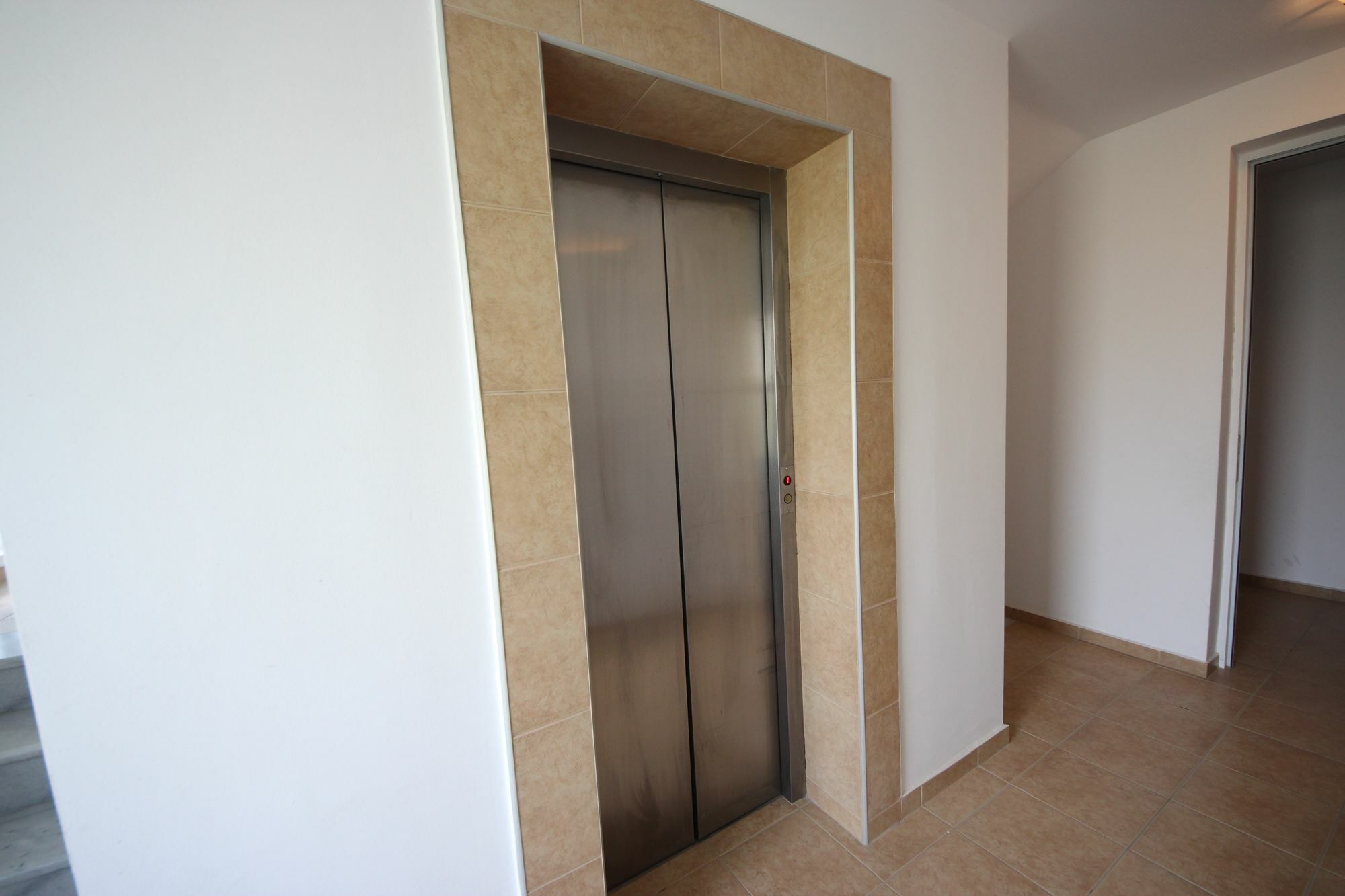 Menada Butterfly Apartment Sveti Vlas Esterno foto